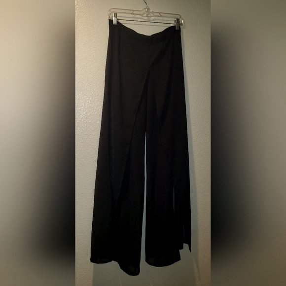 BooHoo Essentials Split Leg Beach Pants - Picture 3 of 9